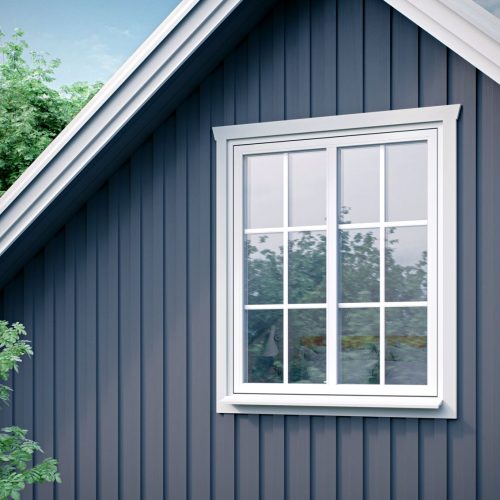 fönsterruta med svart trävägg